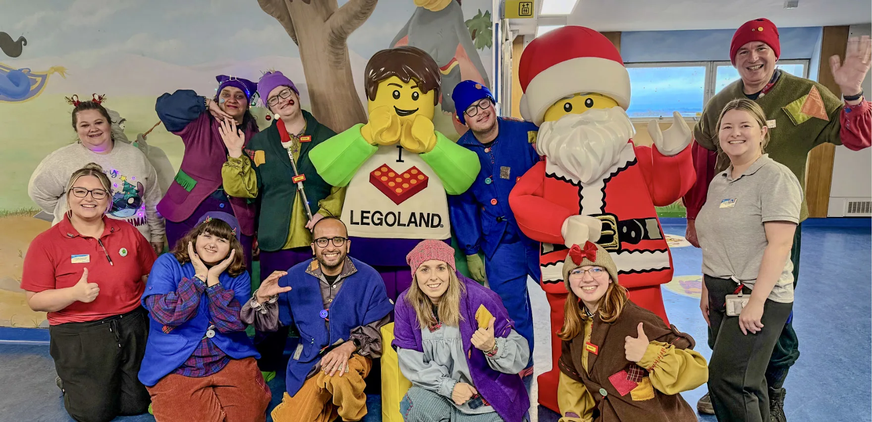 3 Christmas Magic Came Early For 14 Year Old Jaden And His Family! 🎄💙 In Partnership With Chessington World Of Adventures Resort And Richard House Hospice, Merlin’S Magic Wand Gifted Them An Enhan